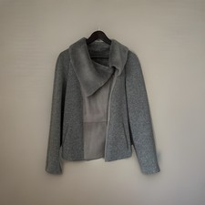 Armani Collezioni Damen Lammfelljacke 42 Neu Grau mit Reißverschluss Lammfell