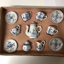 Antikes Strohblume Puppen