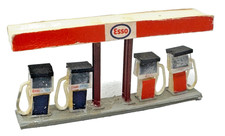 H0 Esso 4 Zapfsäulen -