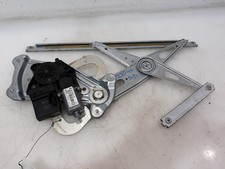 807302741R FRONT RIGHT WINDOW