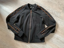 GSUS Amsterdam, Jacke