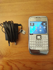 Nokia E71 - mit ladenkab. (Asian Version)