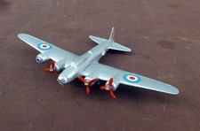 TEKNO No: 401 B-17 FLYING FORTRESS Flyvende Fæstning Flugzeug Modell Denmark