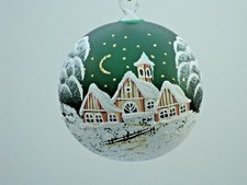 Weihnachtskugel - handbemalt.d.8 cm. Verschiedene Farben.