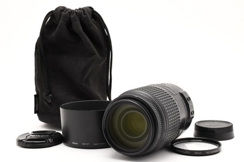 Near mint hood case nikon - mint,