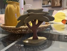 Wülfinger Steppenbaum passt zu Ostheimer Holztiger