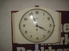 Alte Garant Wanduhr Porzellan No.3437 Pendeluhr ohne Schlüssel