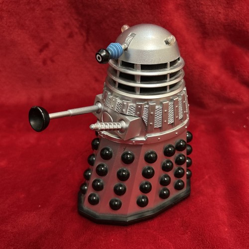 Doctor who dalek - dalek, 2001