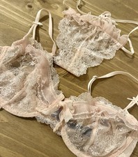 Victoria Secret 36D BH und