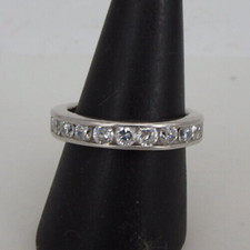 Memoryring mit 22 Cubic Zirkonia im Brillantschliff Sterling Silber (107975)