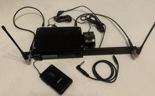 Shure SLX4 Funkempfänger mit SLX1 Gitarrensender