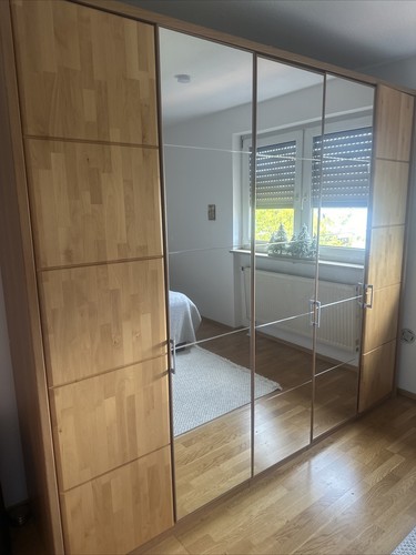 schlafzimmerschrank