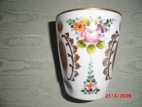 VASE-