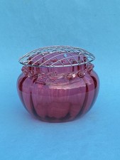 Gr. englische Rose-bowl / Blumen-Steck-Vase, rotes Glas & Gitter, England ~1930