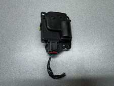 Chrysler 300C LX Stellmotor Heizung M8679001