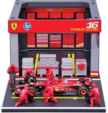 1:43 Bburago Ferrari SF-24 Pit Stop Diorama set Leclerc 2024