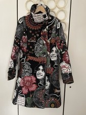 Super schöner fester Mantel