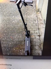 Elektro Roller mit Straßen