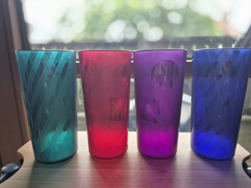 Neu tupperware tumbelrs - neu,