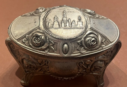 Alte schmuck dose metallguss - schmuck,