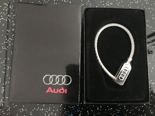 Auto schlüsselanhänger audi - schlüsselanhänger,