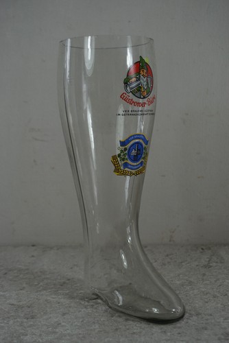 Schöner bierkrug stiefel - bierkrug,
