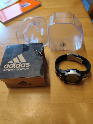 Adidas vintage digital - adidas,