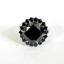 Blumendesign 8 Karat Schwarz