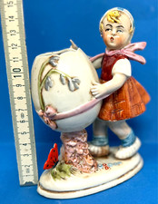 Porzellan Figur Mädchen mit Ei 21008 Germany 15cm ALT