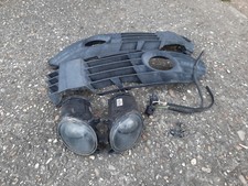 VW Passat 3BG  Bj2004  Nebelscheinwerfer + Ziergitter + Kabel  Satz