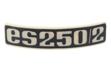 Kotflügelemblem, Typabzeichen