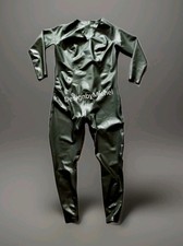 Hautenger Figurbetonter Latex