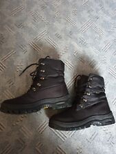 Winterstiefel mit Spikes nur 1 mal getragen