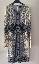 Hale Bob Kleid , Grundton