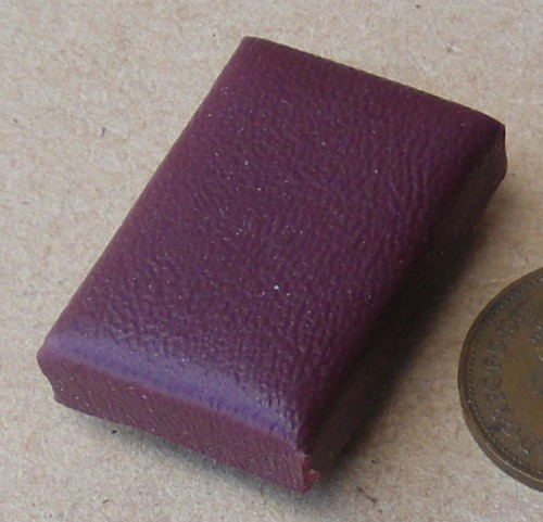 Tumdee kirchenbank kneeler - tumdee, kirchenbank/kneeler