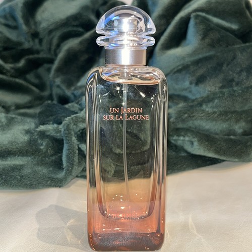 Hermès jardin sur - un,
