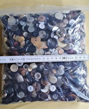 2,3 Kg Knöpfe Alte Neue Grosse Kleine bunt gemischt