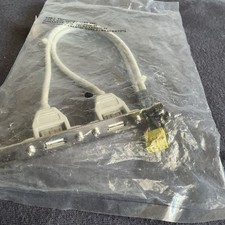 2-fach Bracket Slotblende USB