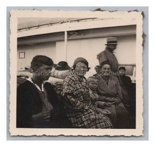 Familie bei Überfahrt nach