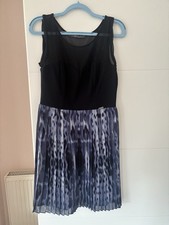 Neues Kleid von Guess