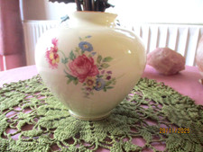 Hübsche Vase*AL-KA  Kunst