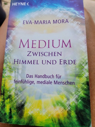 Buch medium zwischen himmel - zwischen,