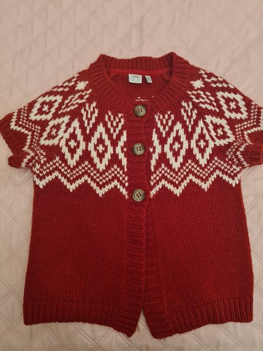 Rote strickjacke mit - rote,