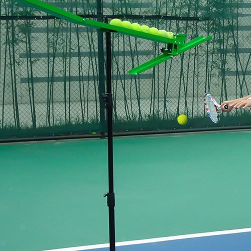Tennisballwurfmaschine für