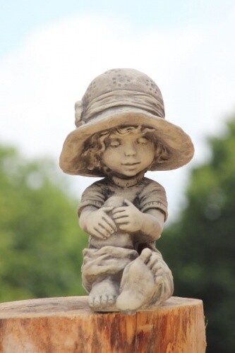 Gartenfigur sarah kay laura - gartenfigur,