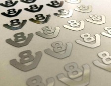 2er Set V8 Chrom groß 1:14 1:16 Tamiya Scania Mercedes MAN VOLVO Aufkleber 048