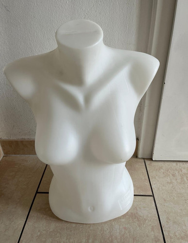 Weibliche schaufensterpuppe - weibliche,