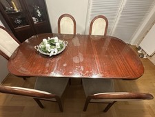 Esstisch mit Stühlen, Holz