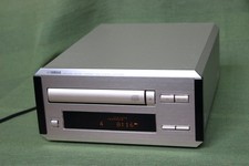 Yamaha CDX-E200  CD-Player