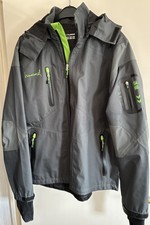 HUMMEL Outdoor / Regenjacke, wasserdicht, Gr. XL, olivgrün, verklebte Nähte